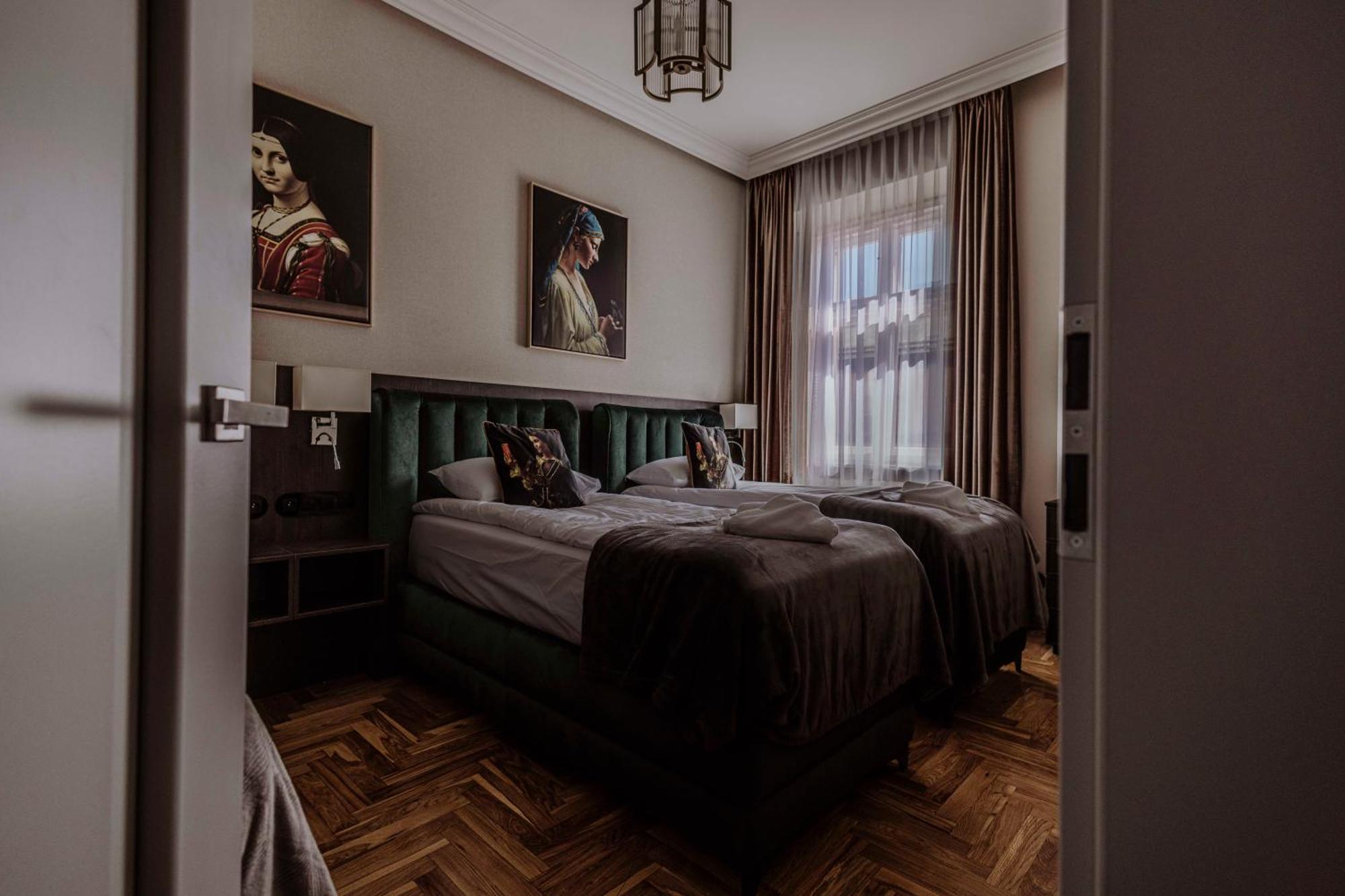 Crown Pearl - Wonderful Apartment, 110Scm, 4 Rooms Krakow Exterior photo