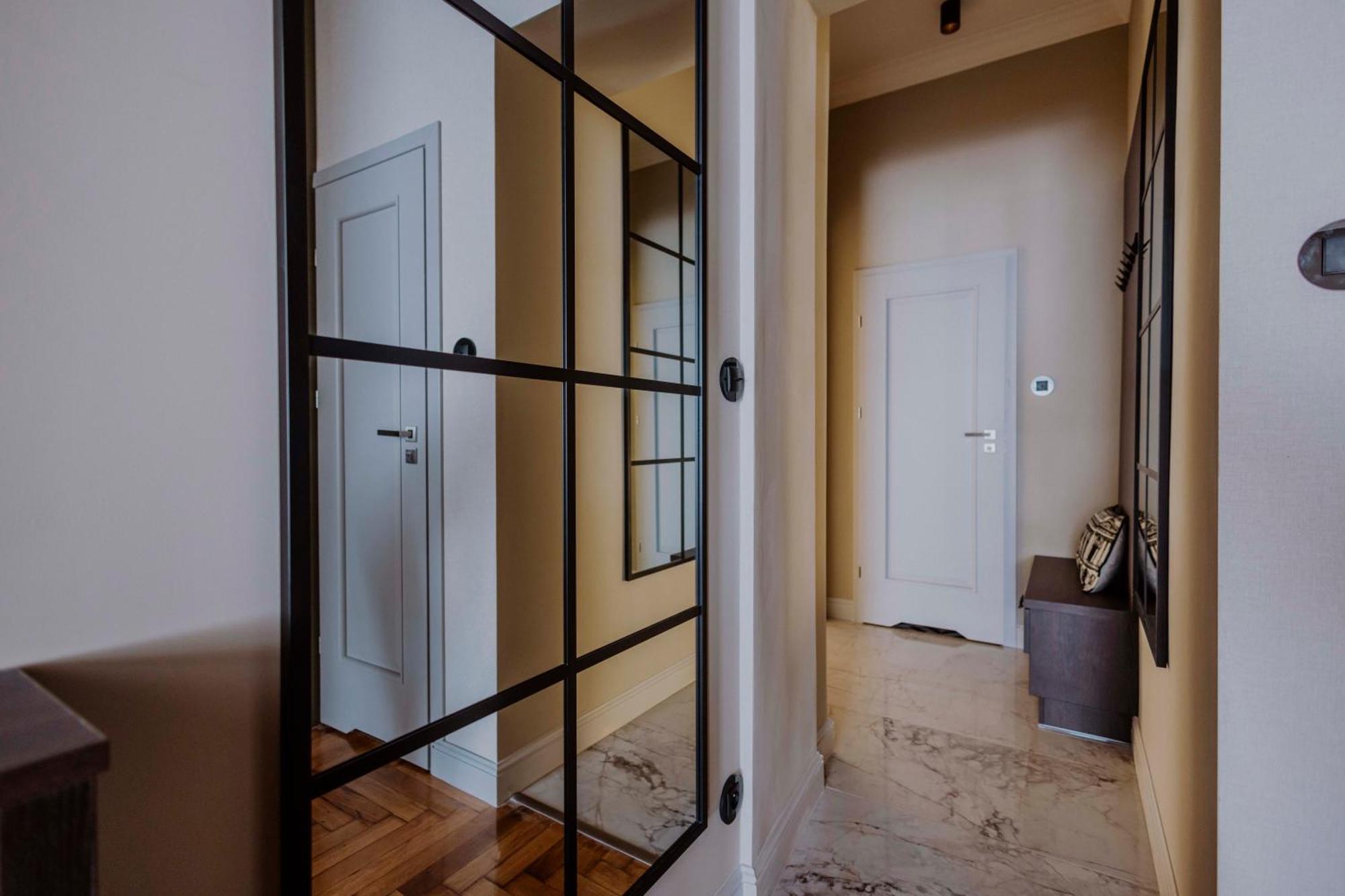 Crown Pearl - Wonderful Apartment, 110Scm, 4 Rooms Krakow Exterior photo