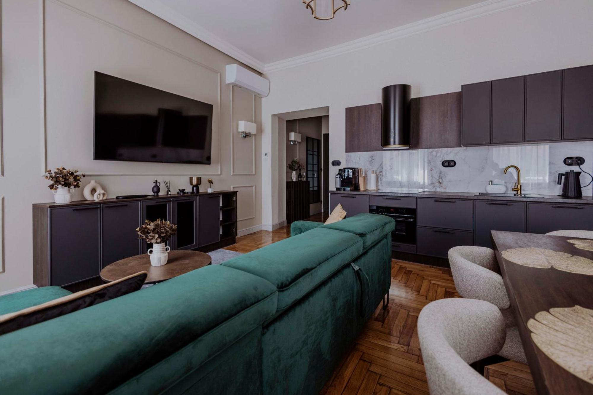 Crown Pearl - Wonderful Apartment, 110Scm, 4 Rooms Krakow Exterior photo