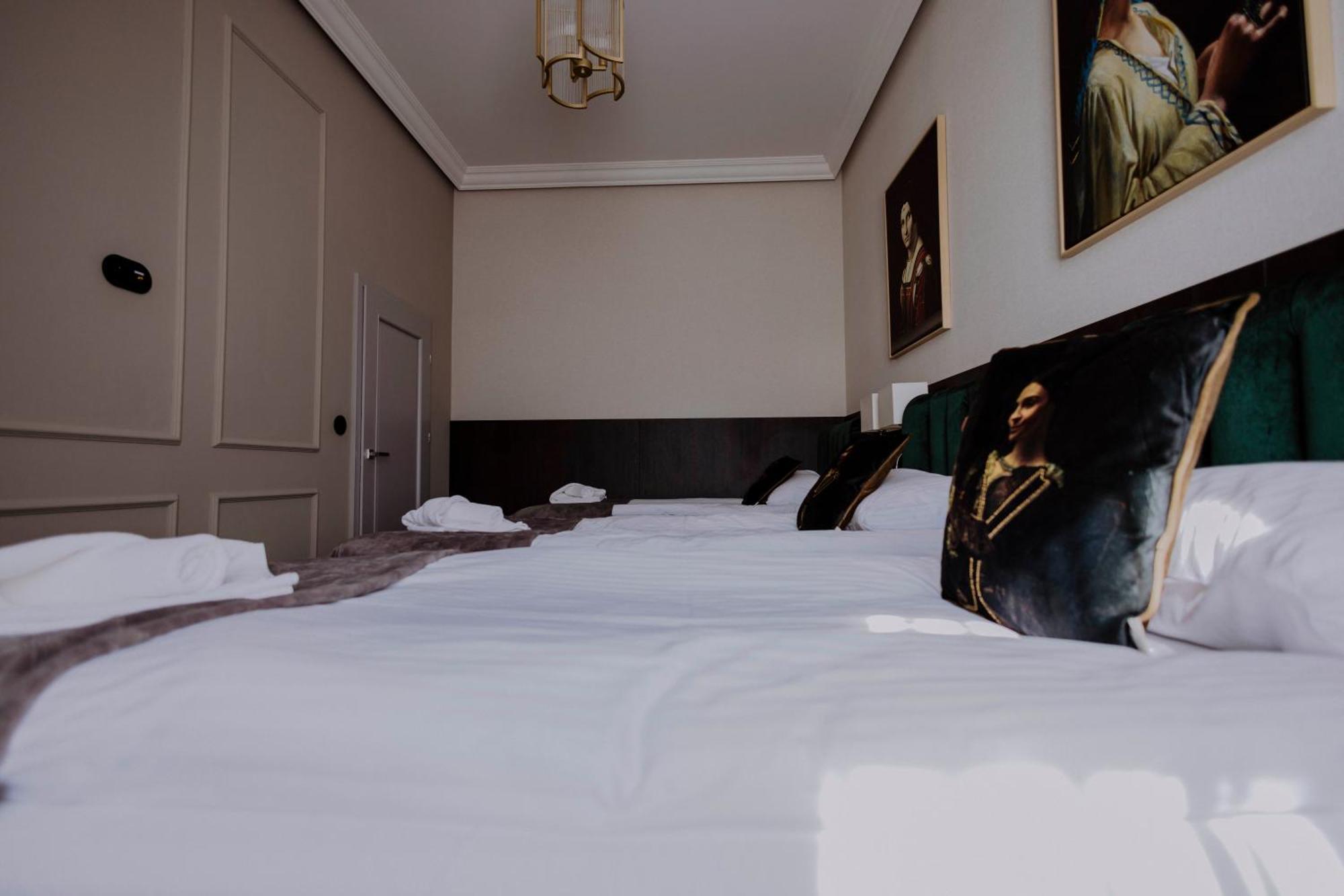 Crown Pearl - Wonderful Apartment, 110Scm, 4 Rooms Krakow Exterior photo