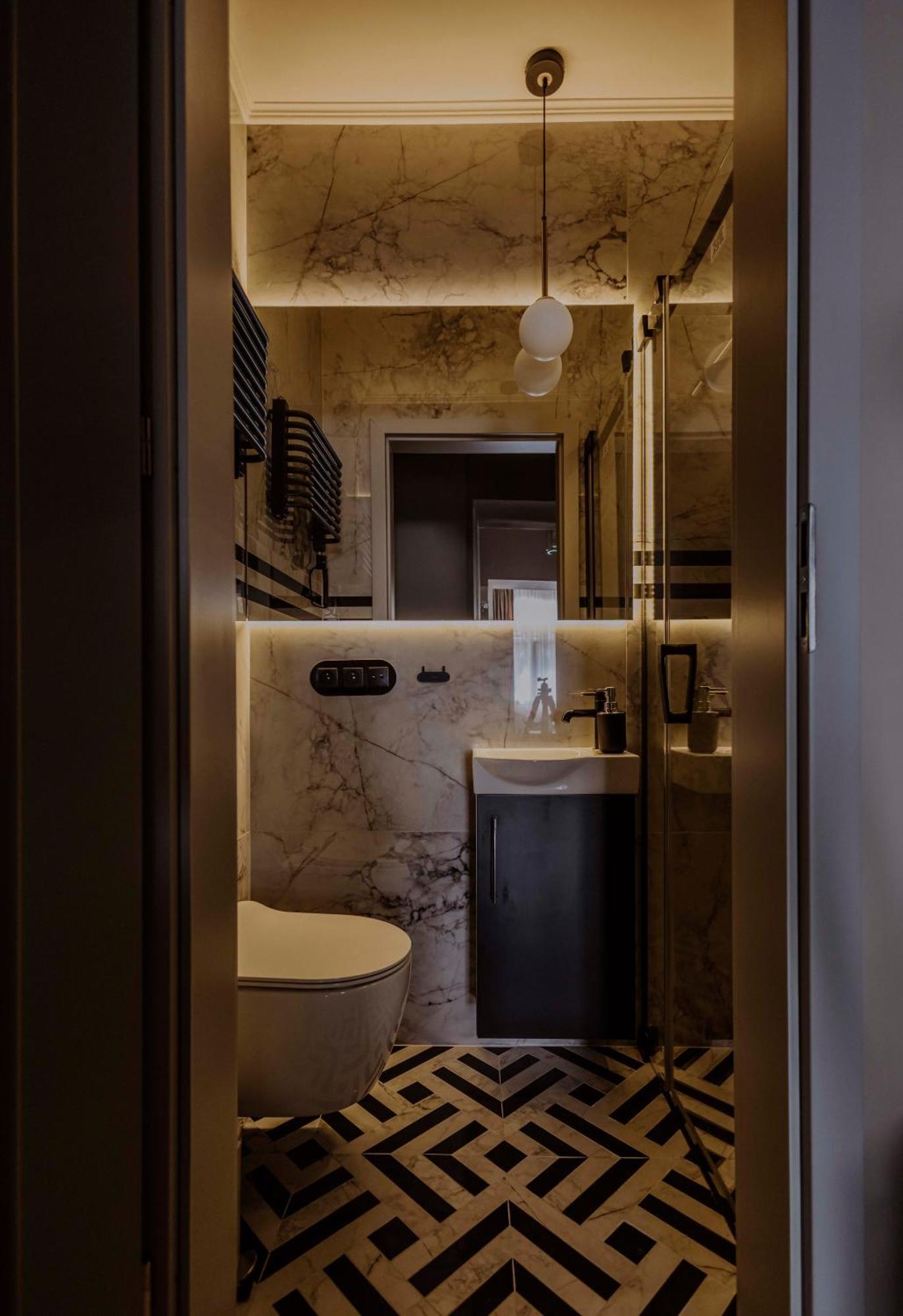 Crown Pearl - Wonderful Apartment, 110Scm, 4 Rooms Krakow Exterior photo